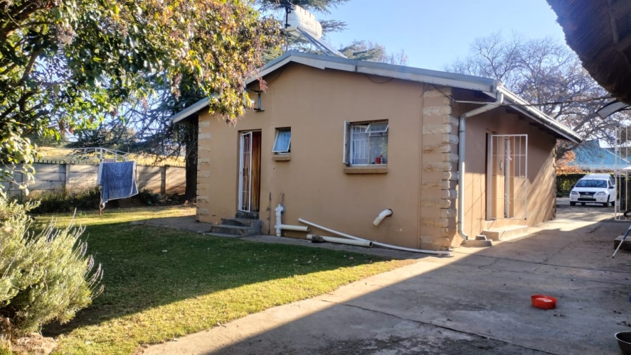 4 Bedroom Property for Sale in Ladybrand Free State